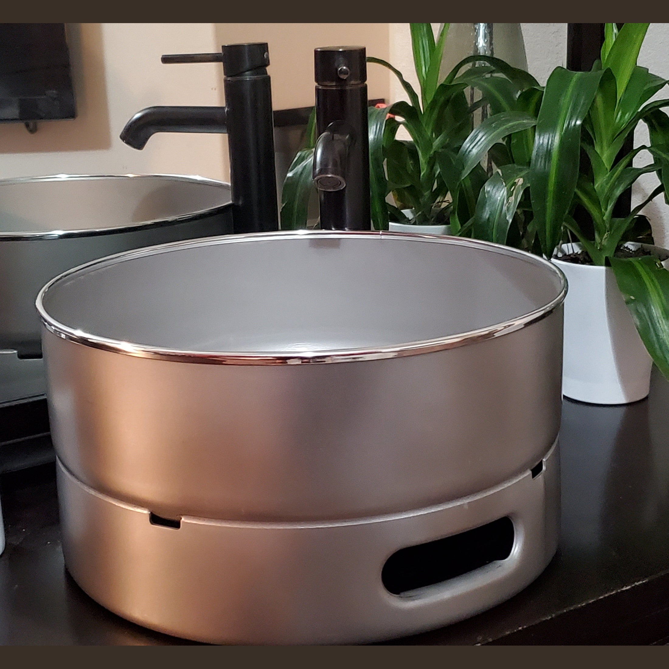 The Signature Keg Sink The Bar Right
